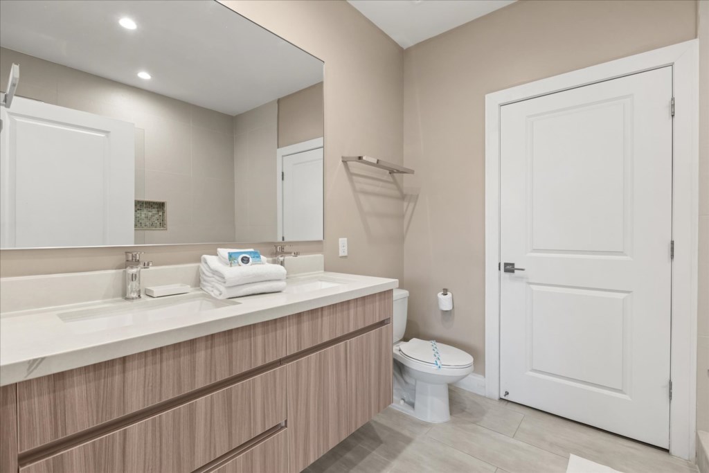 4 bedroom vacation townhouse at Magic Village Views - Image 33