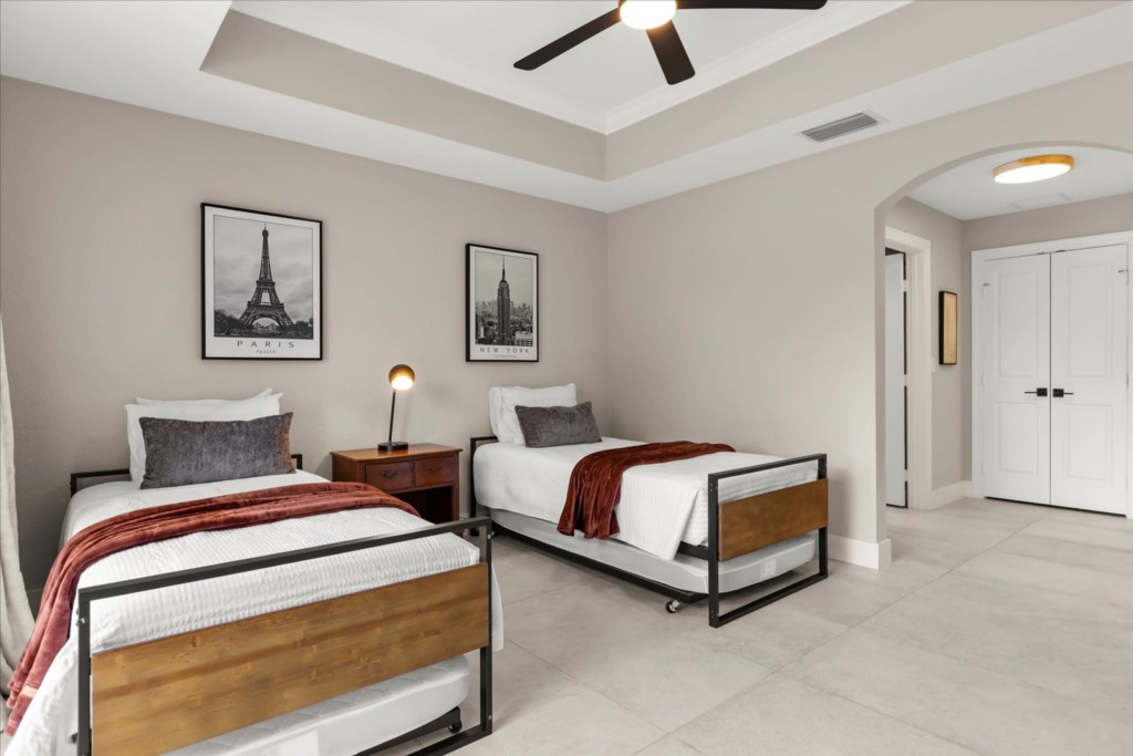 3 bedroom vacation townhouse at Reunion - Image 20