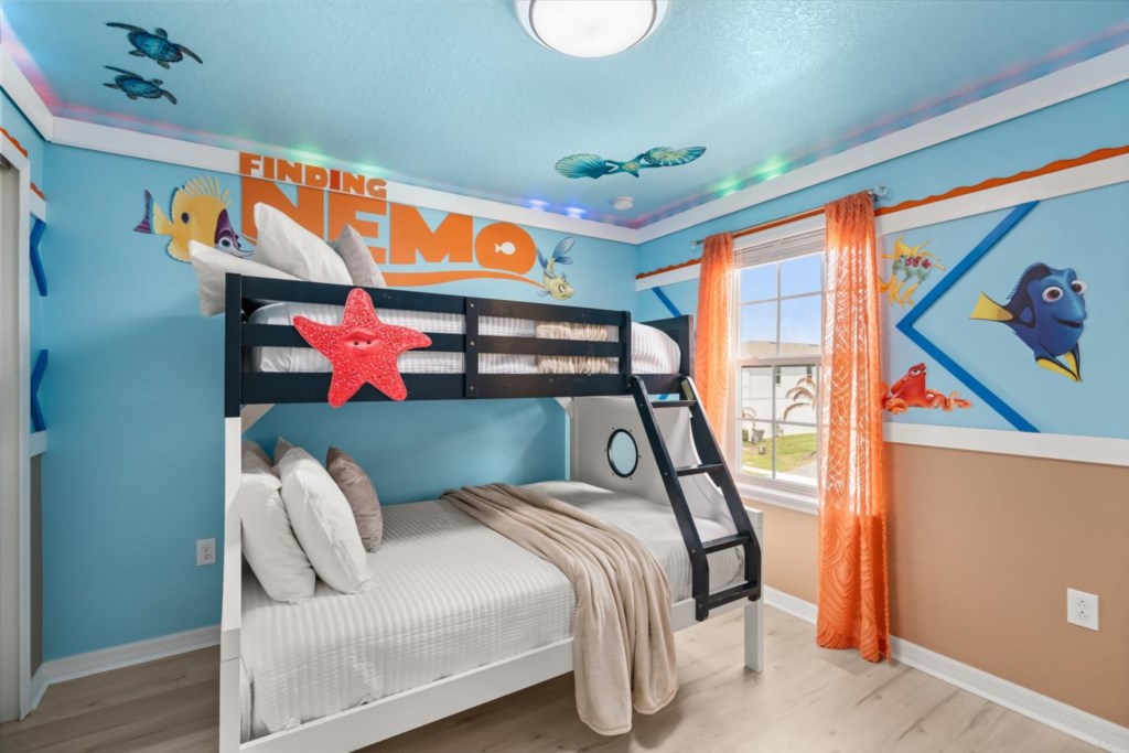 7 bedroom vacation house at Windsor Island Resort - Image 20