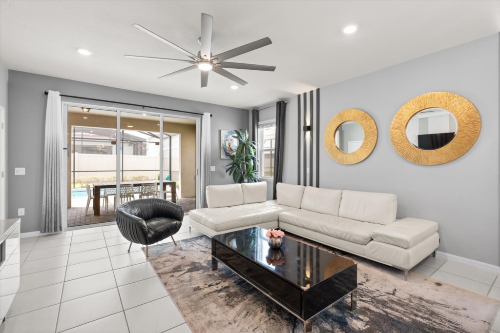 7 bedroom vacation house at Windsor Island Resort - Image 3