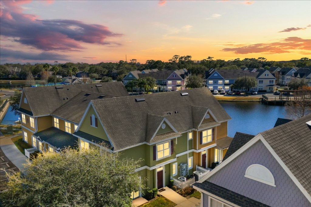 4 bedroom vacation townhouse at Venetian Bay Villages - Image 1