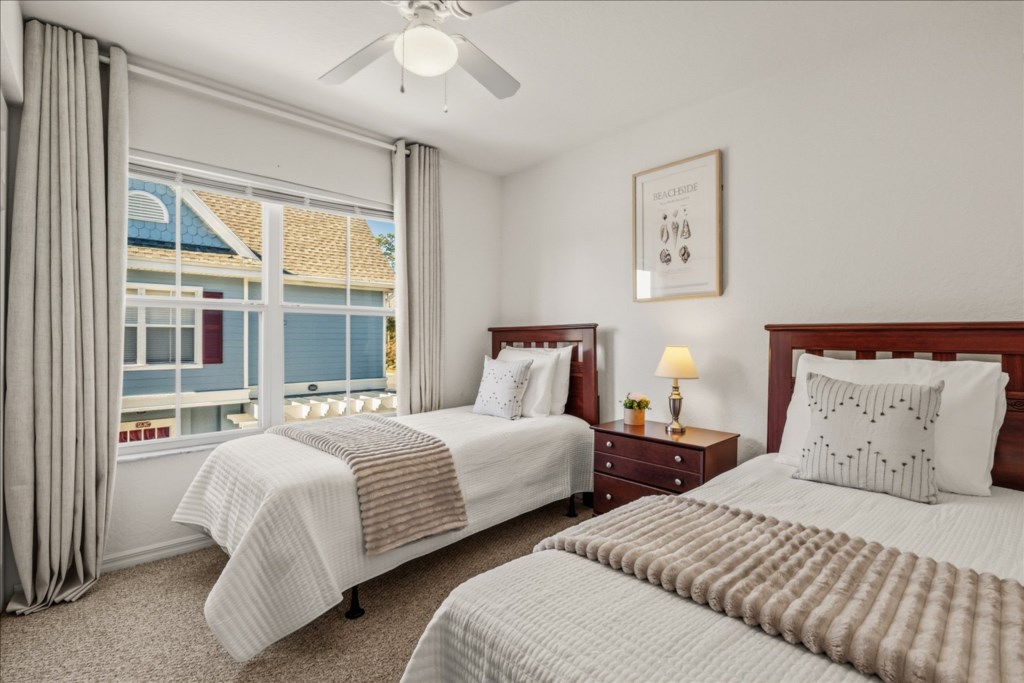 4 bedroom vacation townhouse at Venetian Bay Villages - Image 14