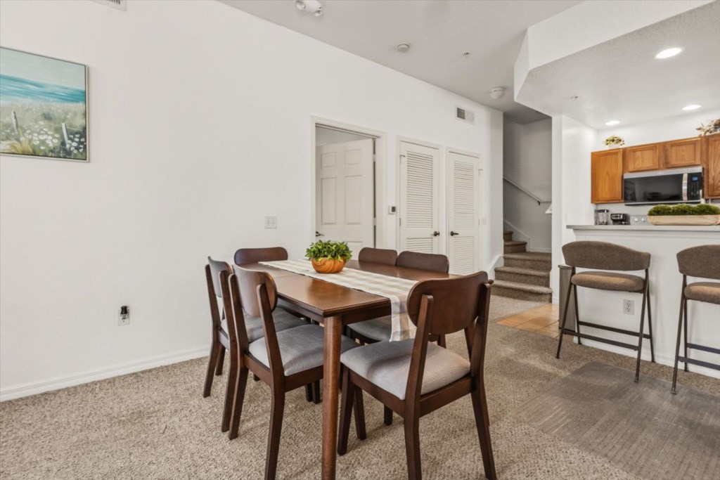 4 bedroom vacation townhouse at Venetian Bay Villages - Image 5