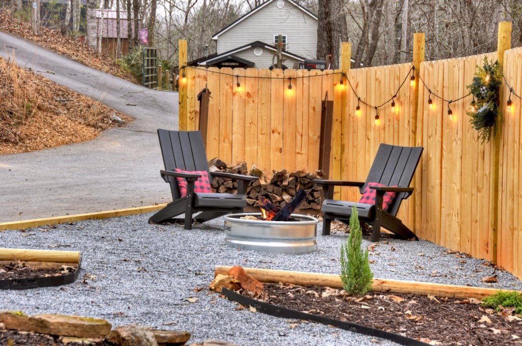 Relax by the firepit and enjoy some smores with your loved ones 