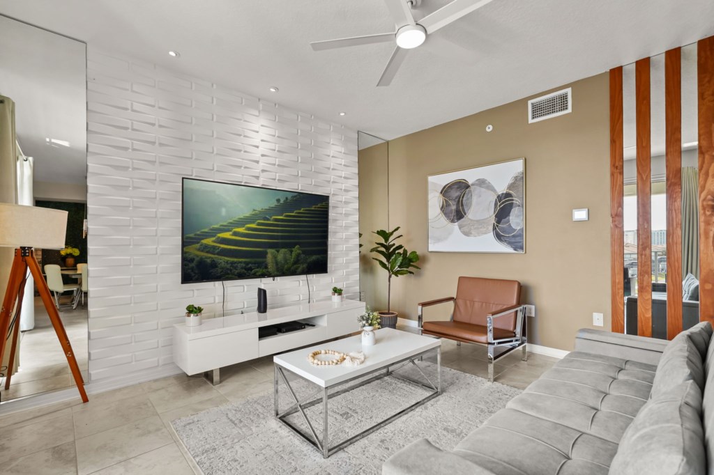 3131 Paradox Cir Unit 306 (2).jpg