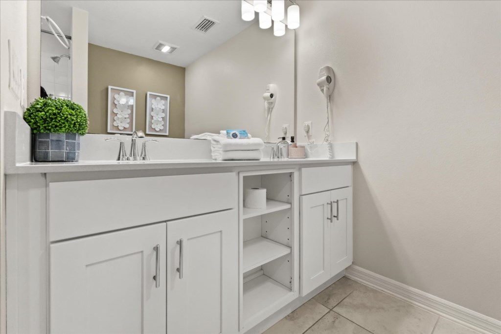 3 bedroom vacation apartment at Storey Lake - Image 21
