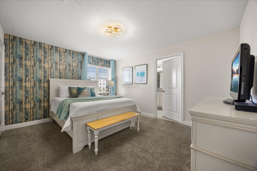 5 bedroom vacation townhouse at Storey Lake - Image 11