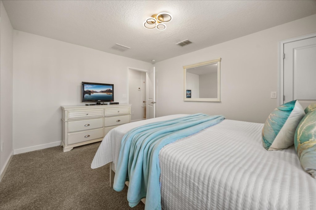 5 bedroom vacation townhouse at Storey Lake - Image 12