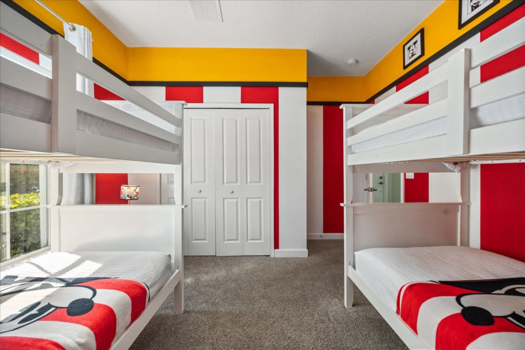 5 bedroom vacation townhouse at Storey Lake - Image 20