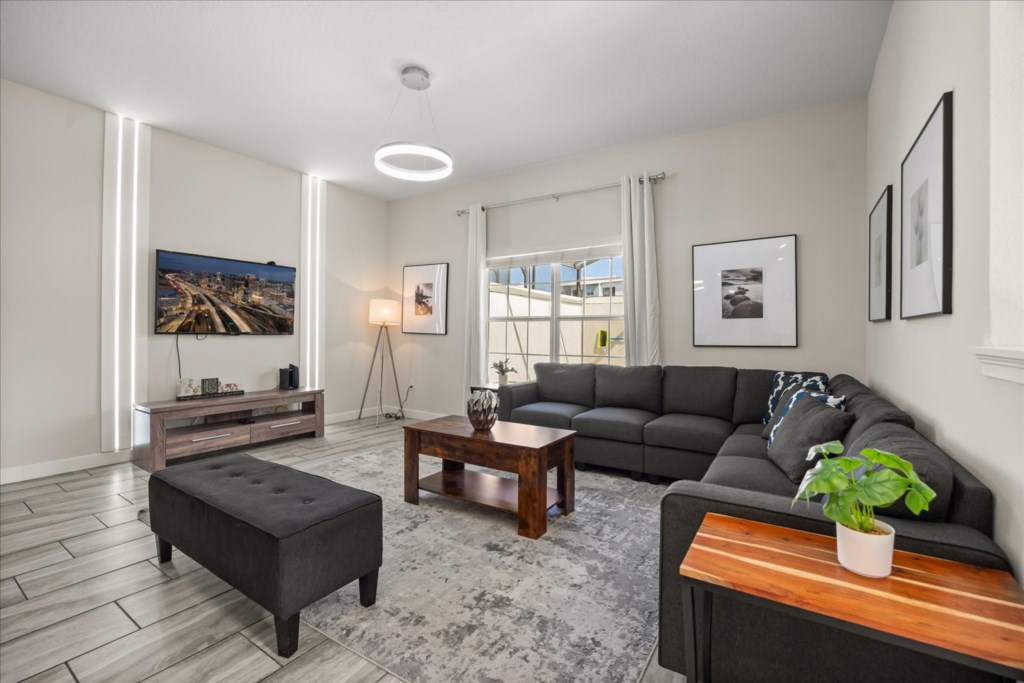 5 bedroom vacation townhouse at Storey Lake - Image 3