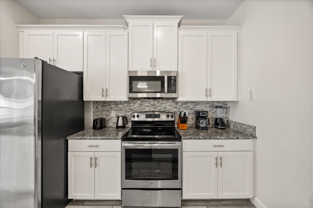 5 bedroom vacation townhouse at Storey Lake - Image 6