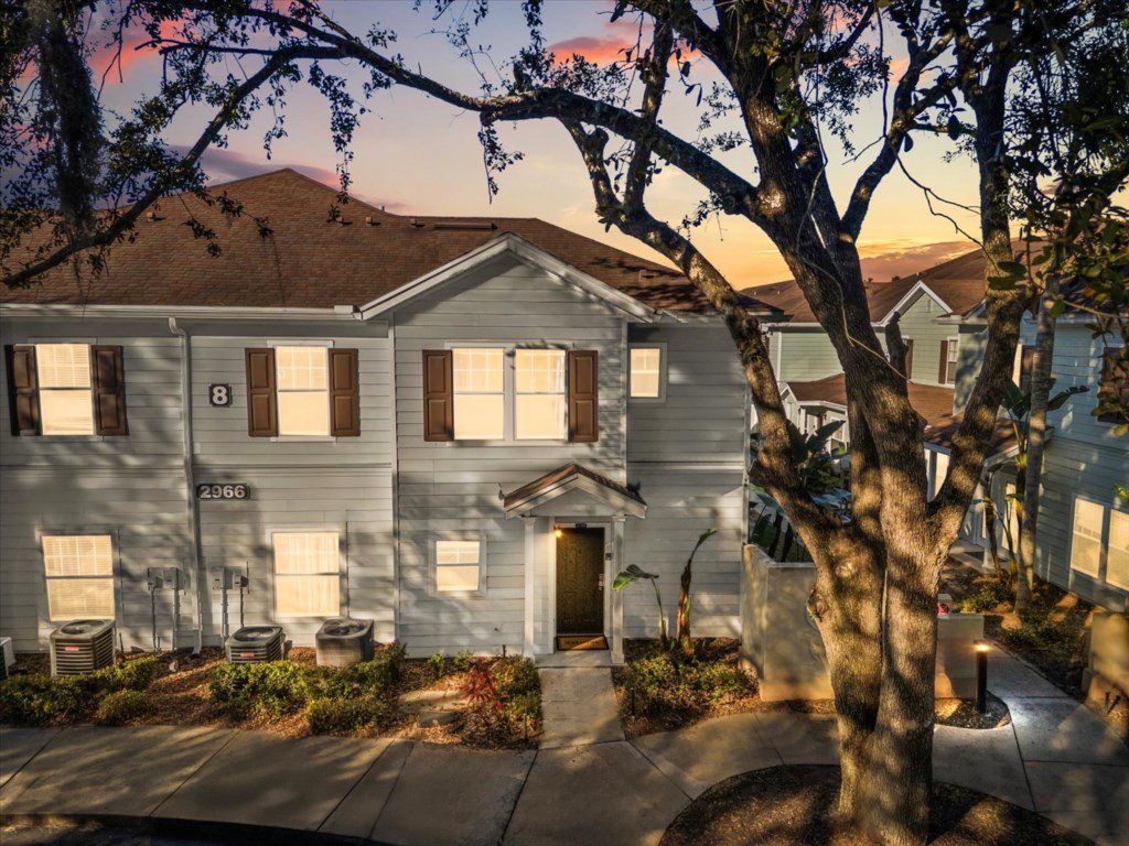 4 bedroom vacation townhouse at Lucaya Village - Image 1