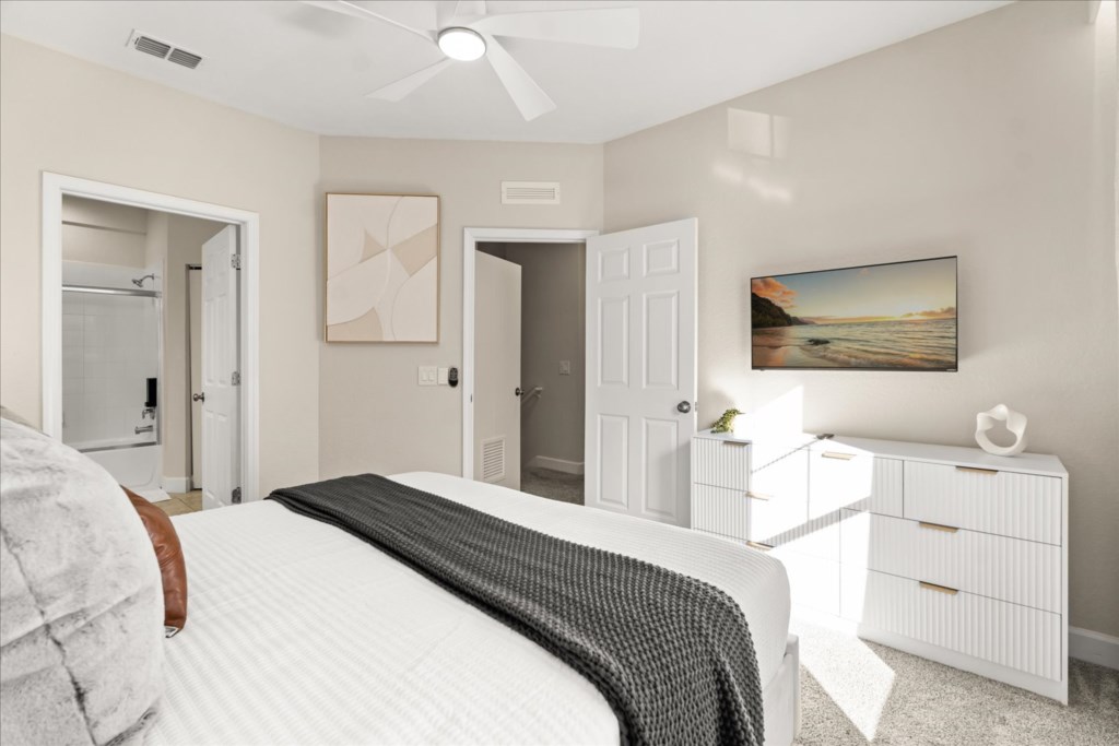 4 bedroom vacation townhouse at Lucaya Village - Image 11