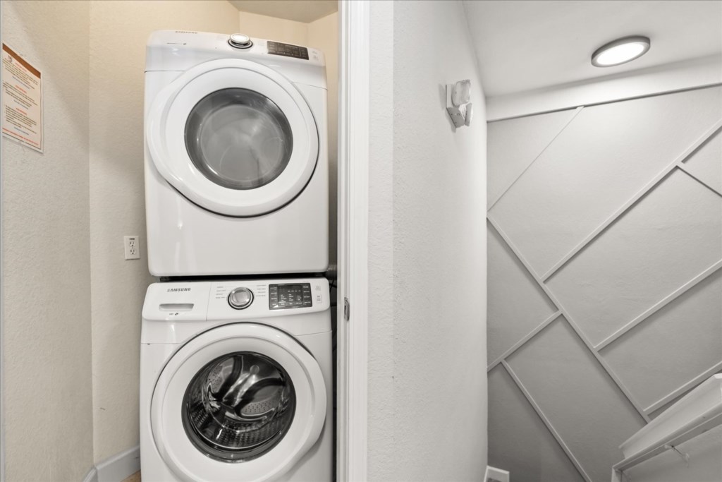 4 bedroom vacation townhouse at Lucaya Village - Image 25