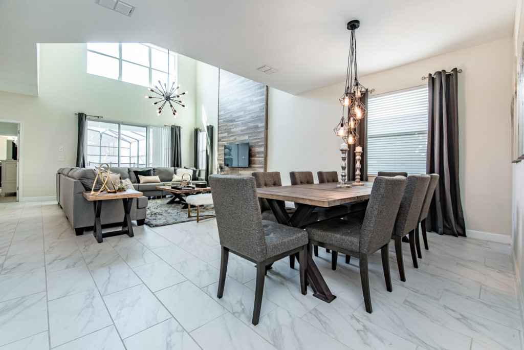 4740SleepyHollowDr-5