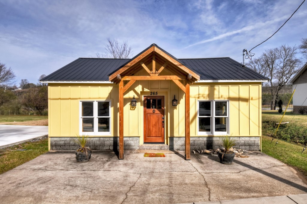 265EastTennesseeAve(14)