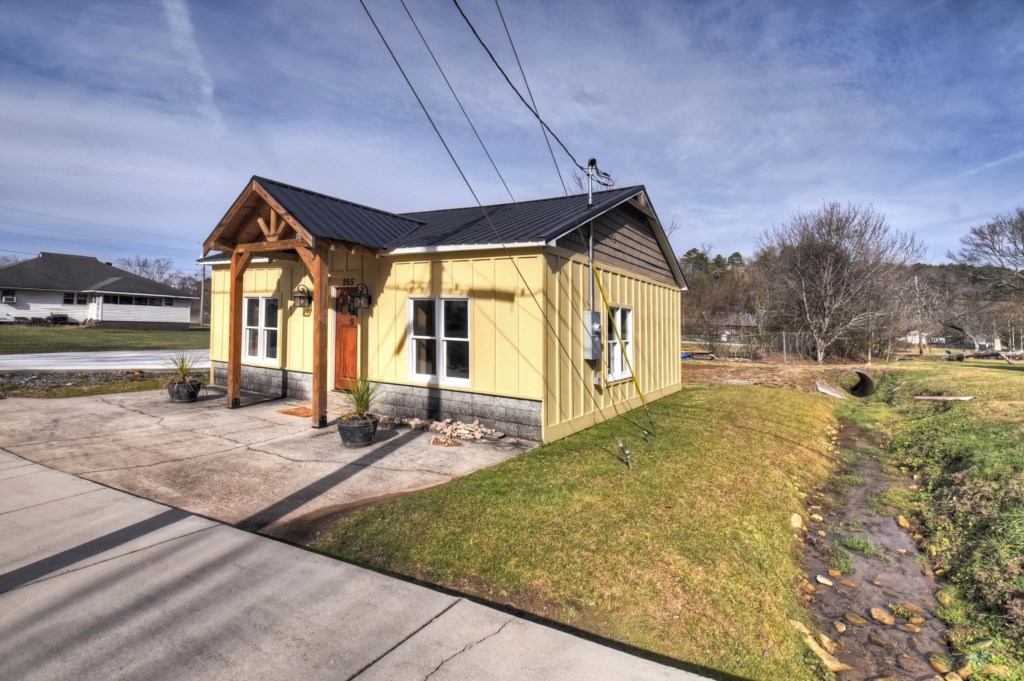 265EastTennesseeAve(15)