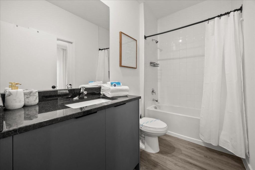 3 bedroom vacation townhouse at The Hub at Westside Reserve - Image 18