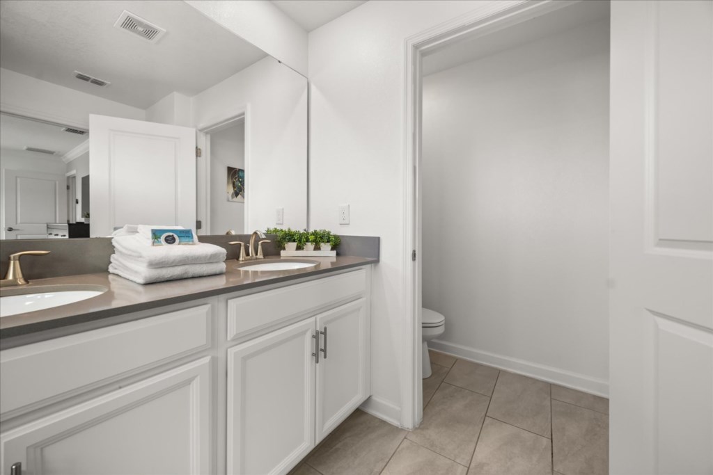 4 bedroom vacation townhouse at Storey Lake - Image 22