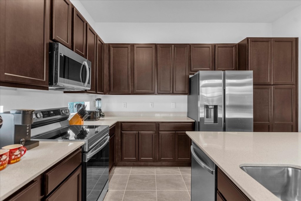 12 bedroom vacation house at Veranda Palms - Image 10