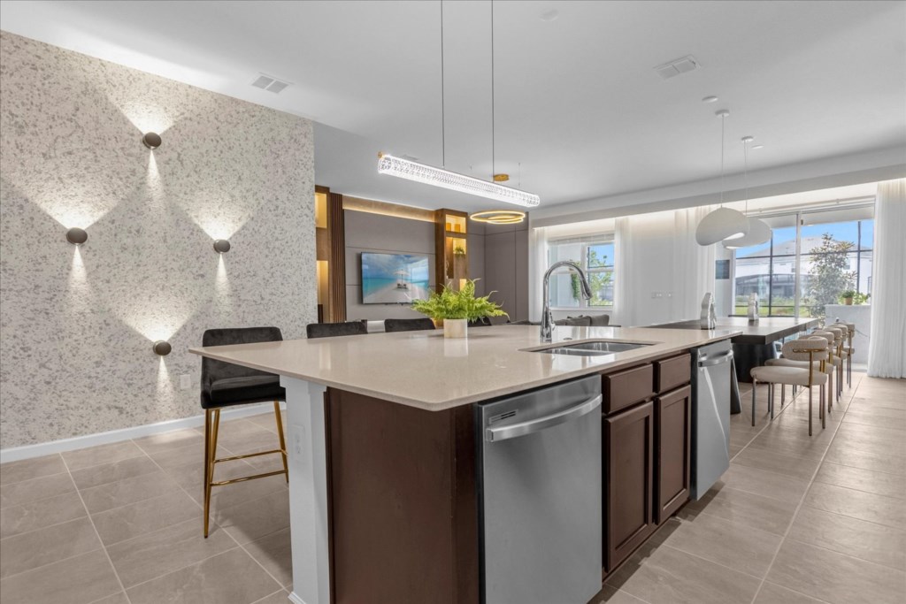12 bedroom vacation house at Veranda Palms - Image 11