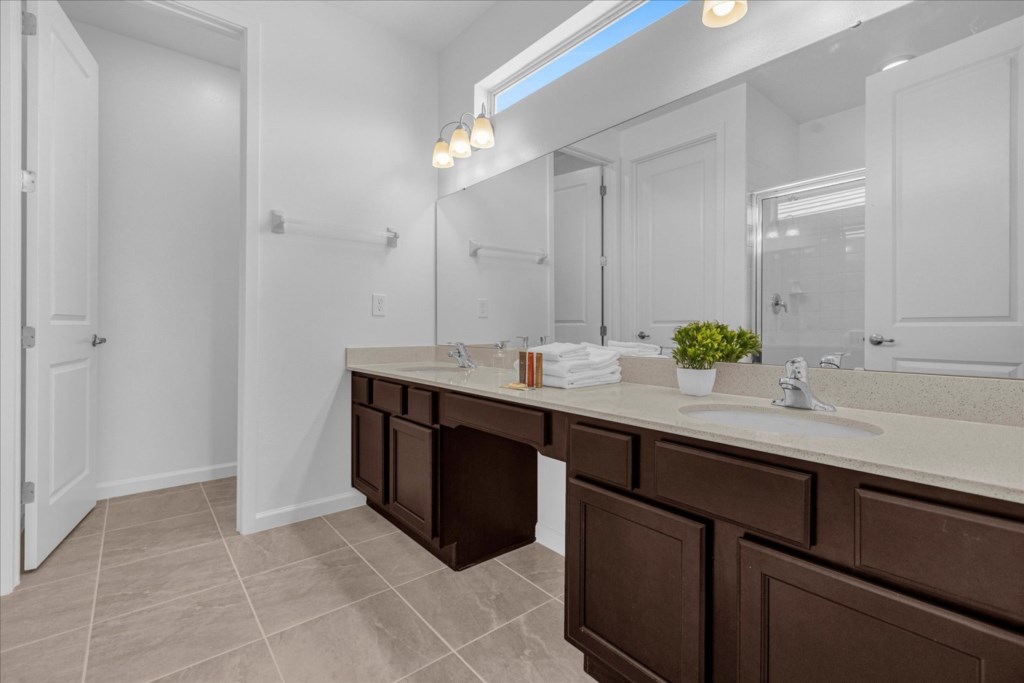 12 bedroom vacation house at Veranda Palms - Image 57