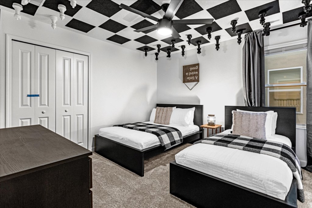 9 bedroom vacation house at Storey Lake - Image 24