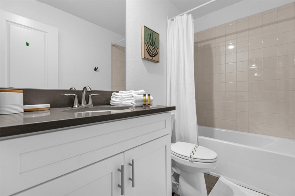 9 bedroom vacation house at Storey Lake - Image 34