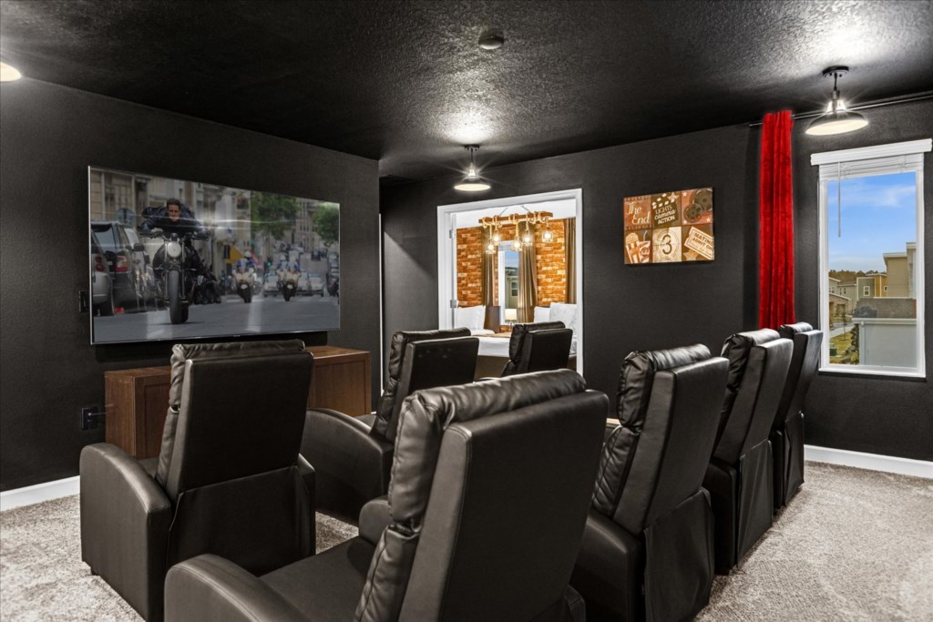 9 bedroom vacation house at Storey Lake - Image 9