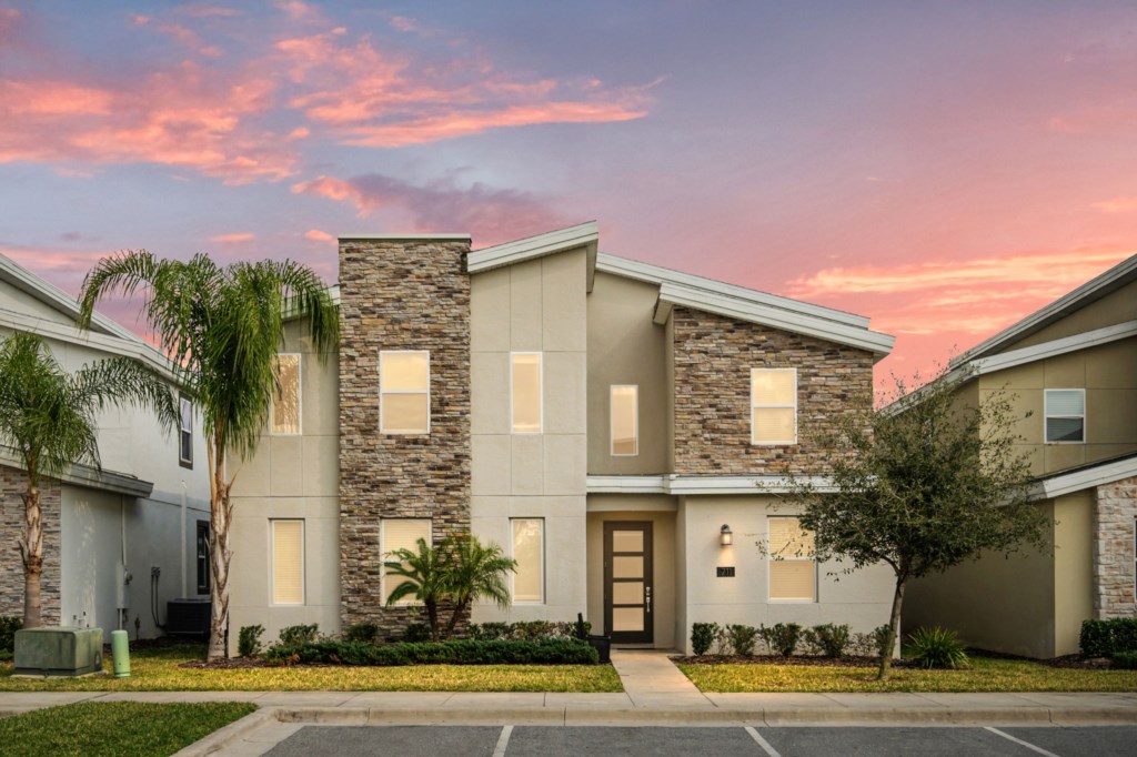 9 bedroom vacation house at Champions Gate - Image 1