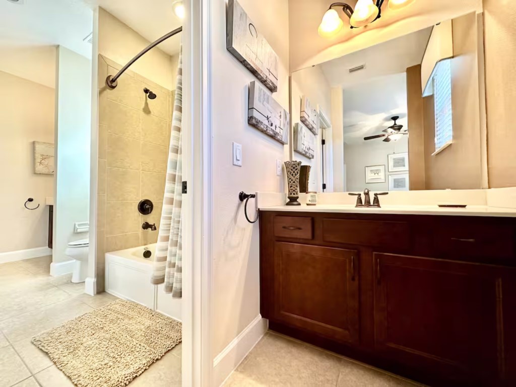 3efdc139-e233-4f86-8581-2a261f8cf9a5