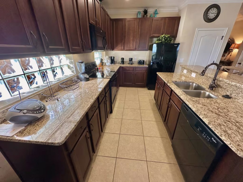 daf35c84-9c58-4cbe-8667-c3472f6e0333