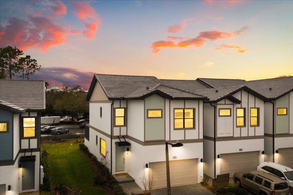 5 bedroom vacation townhouse at Paradiso Grande - Image 1