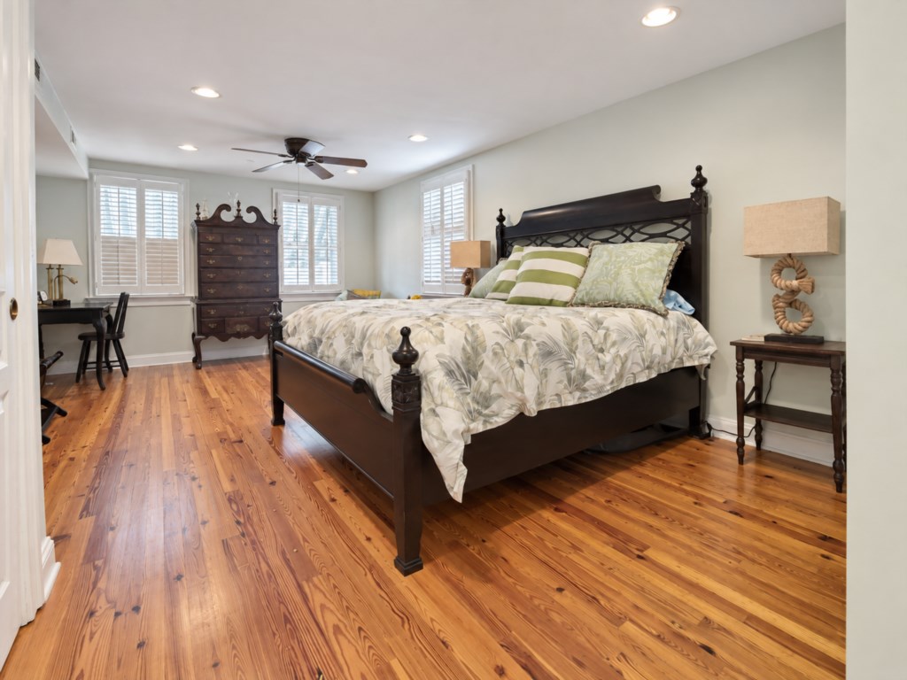 2nd fl. Primary Suite with private bath