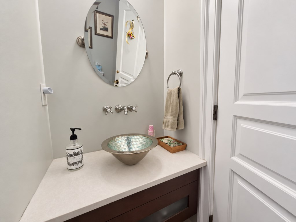 1st fl. powder room