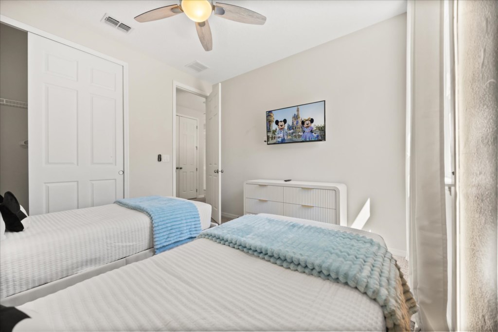 7 bedroom vacation house at Solara Resort - Image 39