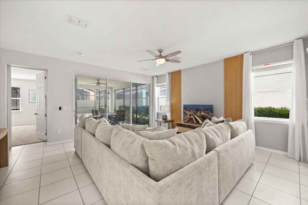 7 bedroom vacation house at Solara Resort - Image 4