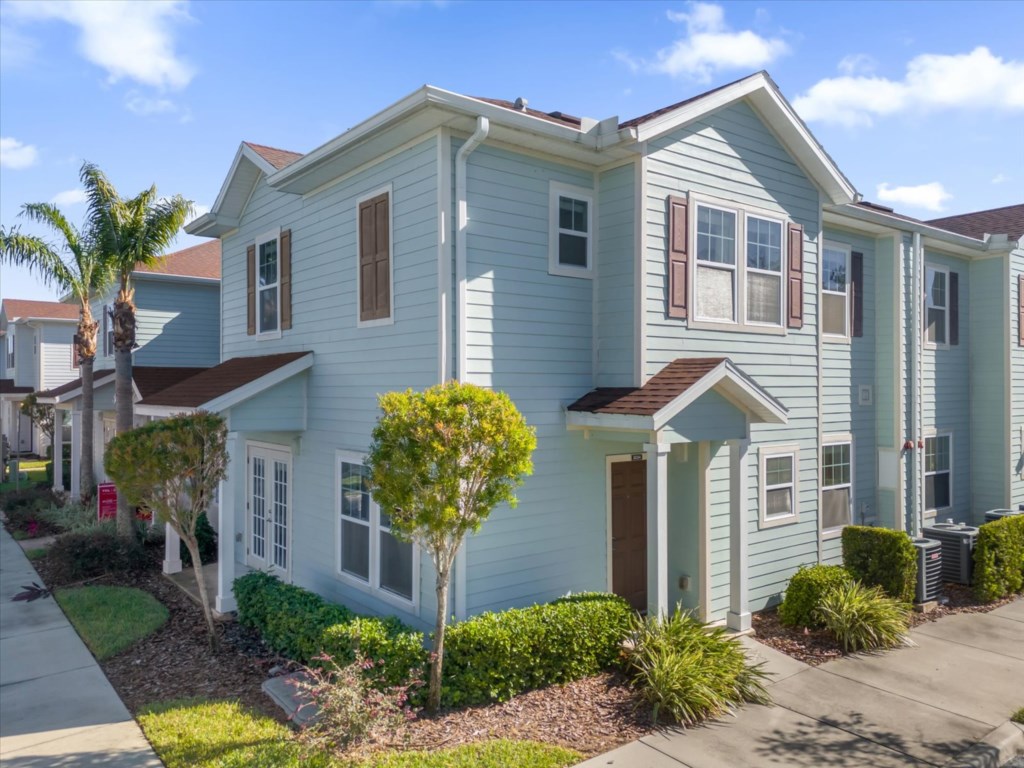 4 bedroom vacation townhouse at West Lucaya - Image 27