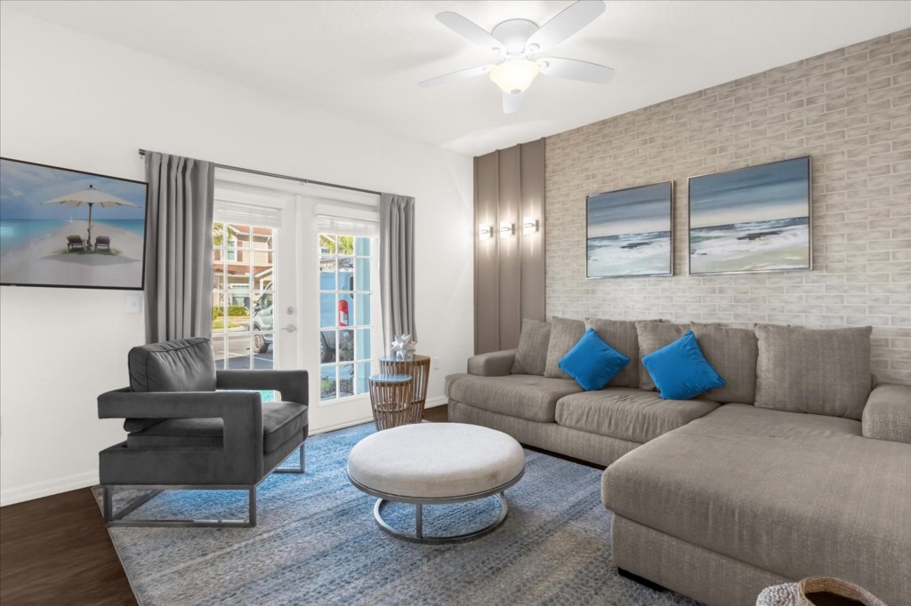 4 bedroom vacation townhouse at West Lucaya - Image 4