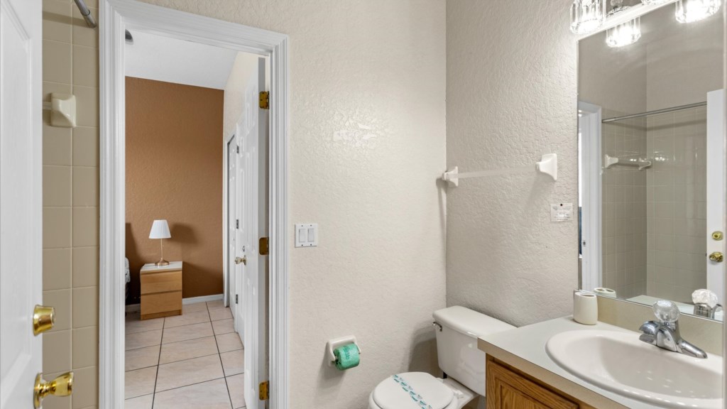 Guest Bathroom
Second full bathroom with tub/shower combo, clean vanity, and soft towels.