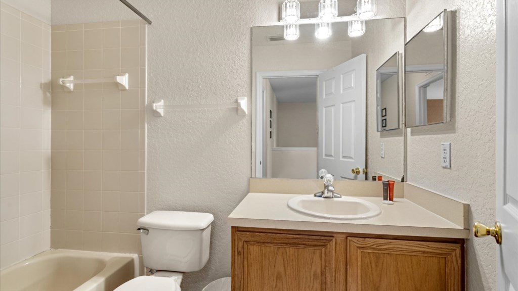 Guest Bathroom
Full bathroom with a combination shower/tub, fresh towels, and a wide vanity for all your essentials.