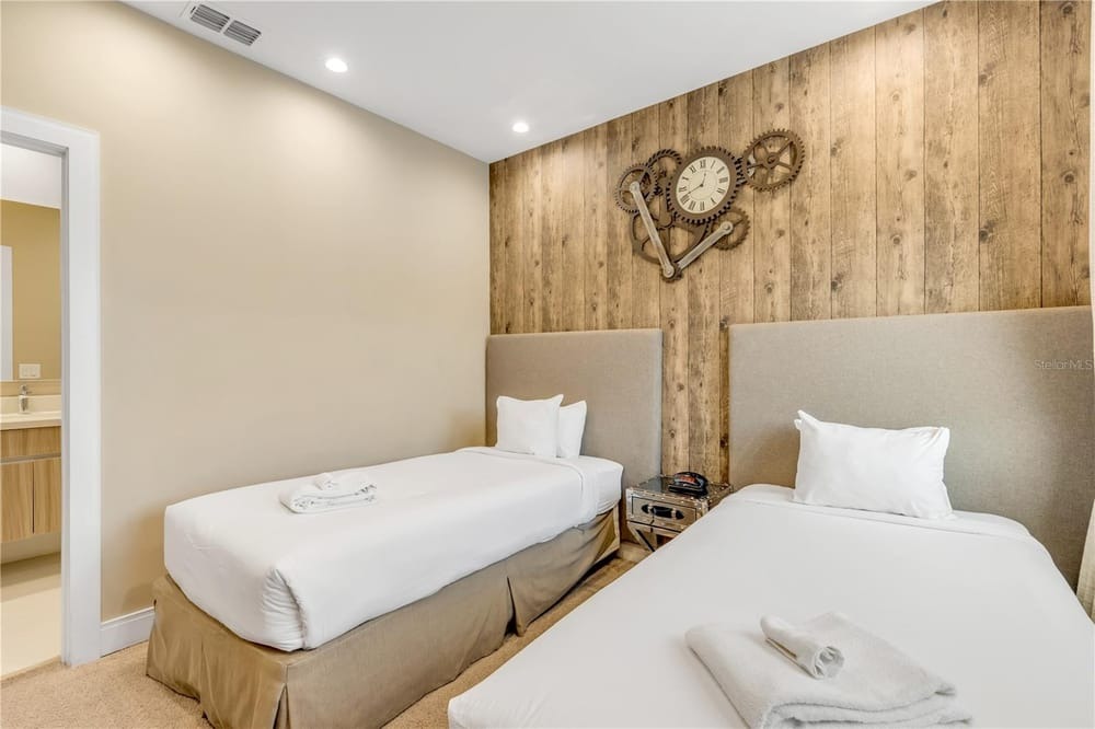 4 bedroom vacation townhouse at Magic Village Views - Image 28