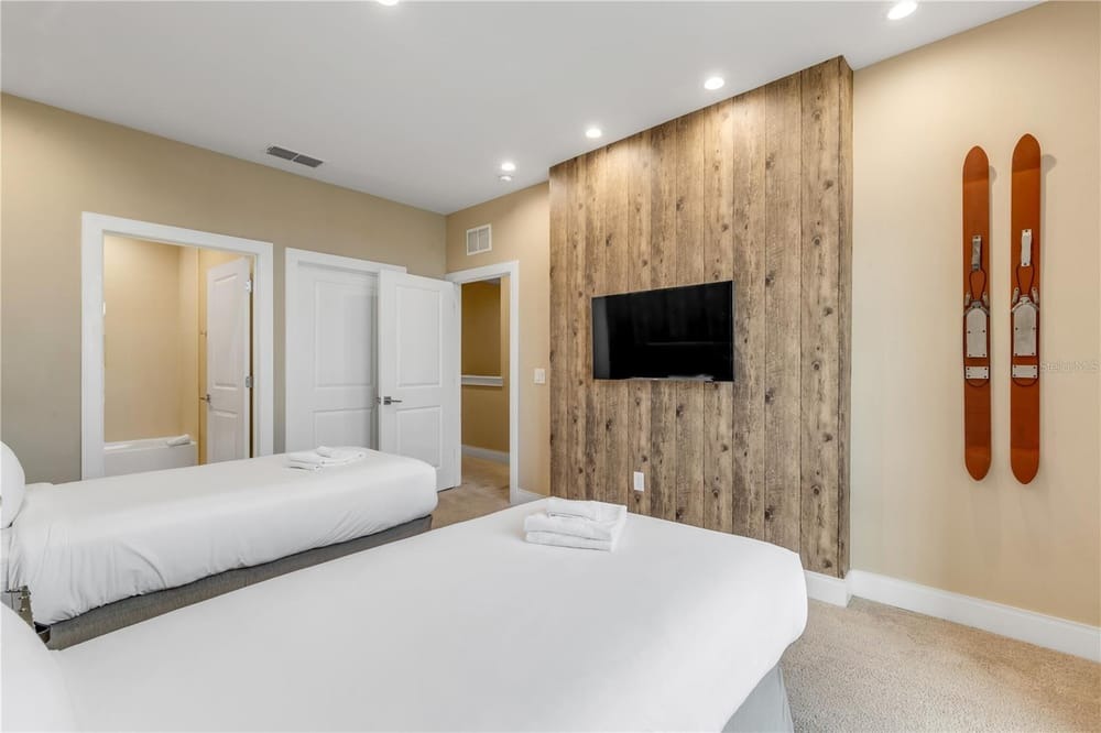 4 bedroom vacation townhouse at Magic Village Views - Image 32