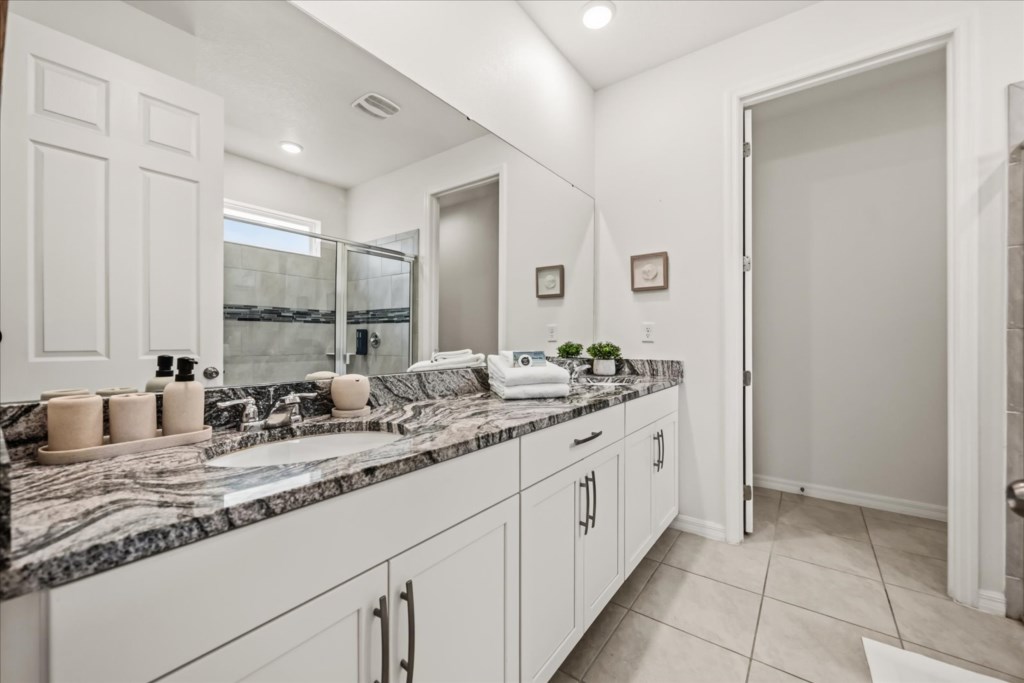 8 bedroom vacation house at Solara Resort - Image 41