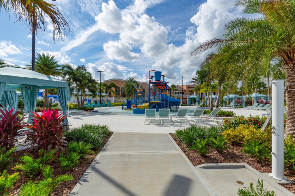 8 bedroom vacation house at Solara Resort - Image 69