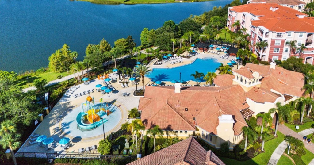 4 bedroom vacation apartment at Vista Cay - Image 33