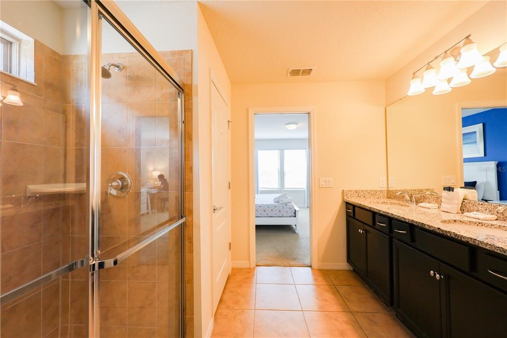 5 bedroom vacation house at Windsor at Westside - Image 35