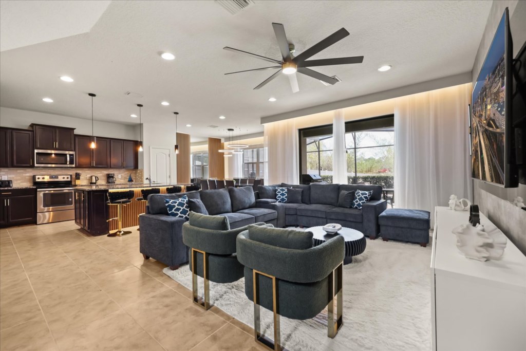 5 bedroom vacation house at Windsor at Westside - Image 2