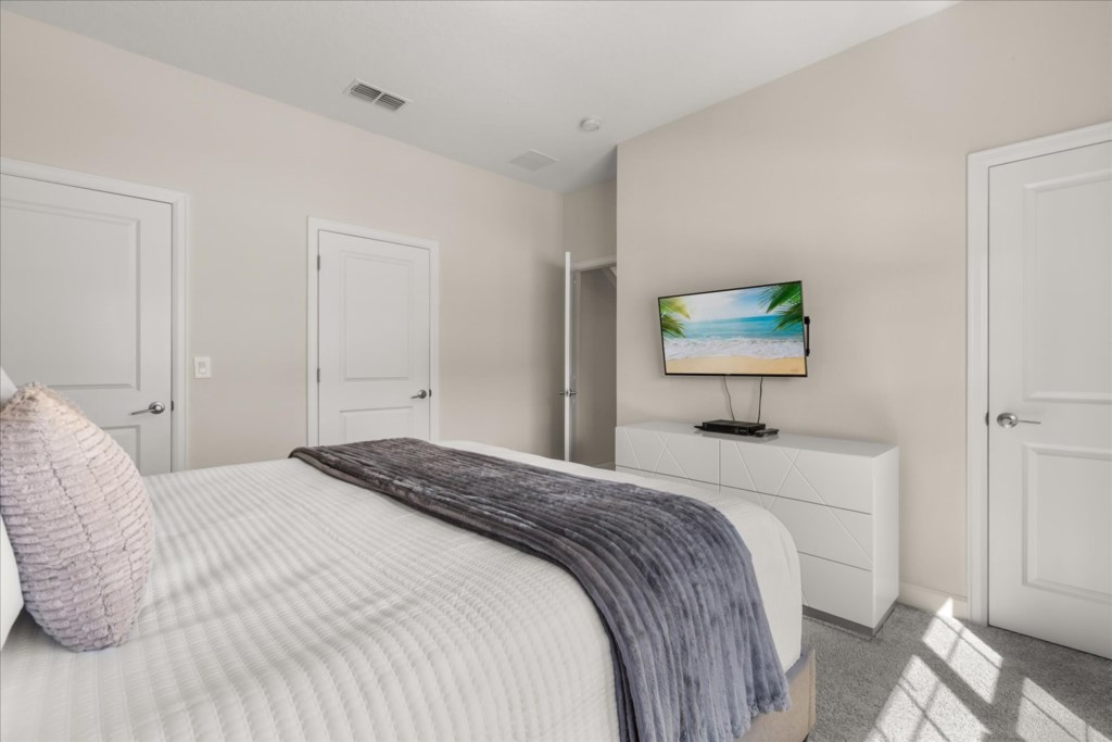 4 bedroom vacation townhouse at Storey Lake - Image 16