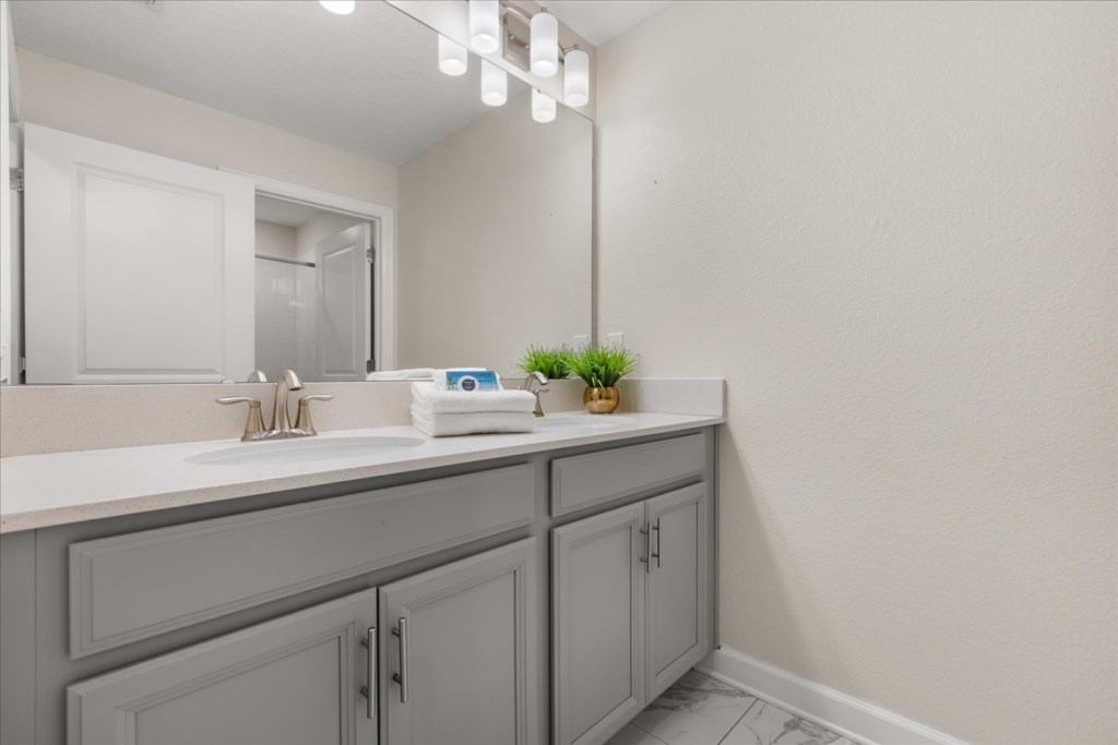 4 bedroom vacation townhouse at Storey Lake - Image 25